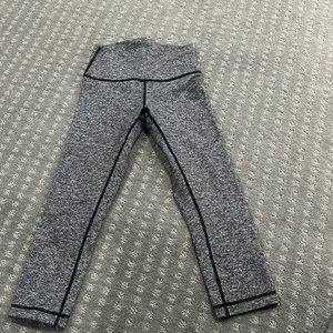 Lululemon Wunder Under leggings